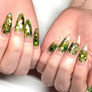 ネイル VOGUE ×SWANのネイルデザイン