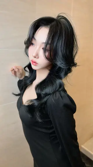 ロング 中韓🇨🇳🇰🇷 🤍TAKAHIROのヘアスタイル