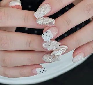 ネイル Pure&Rich Nailのネイルデザイン