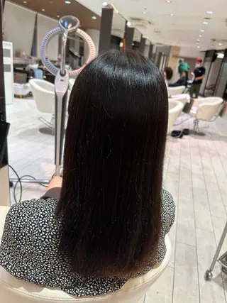 セミロング カラー 土田 アキナのヘアスタイル