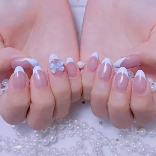 ネイル 🎀まゆ 🪽🐾のネイルデザイン