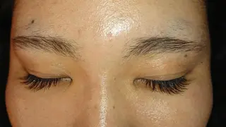 マツエク・マツパ 高橋 春菜のヘアスタイル