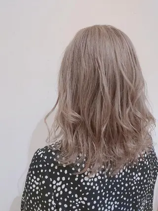 ミディアム カラー NISHIYAMA Rimのヘアスタイル