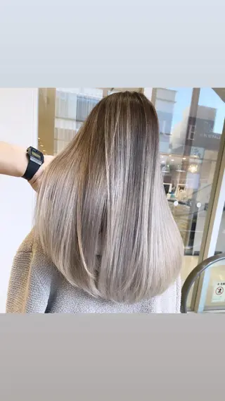 ロング カラー タナカ タクヤのヘアスタイル