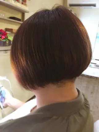 ショート 🌈20年目突入🎉 山口のヘアスタイル