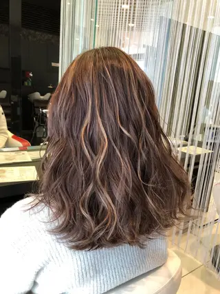 ミディアム カラー ヘアアレンジ 大塚 貴之のヘアスタイル