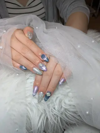 ネイル Queen Nail 研修生のネイルデザイン