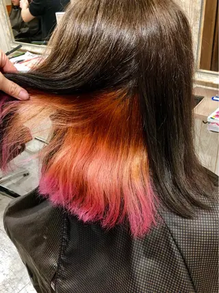 セミロング カラー みやもと まなみのヘアスタイル