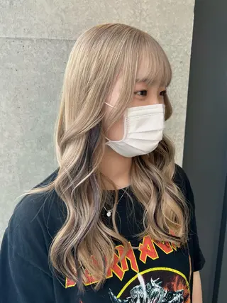 カラー 吉野 瑳桜のヘアスタイル