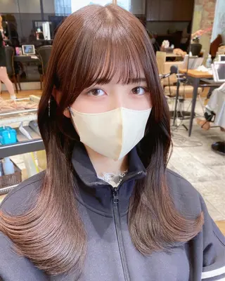 セミロング カラー 顔まわりカット🌟 くびれヘア/寺門遥輝のヘアスタイル