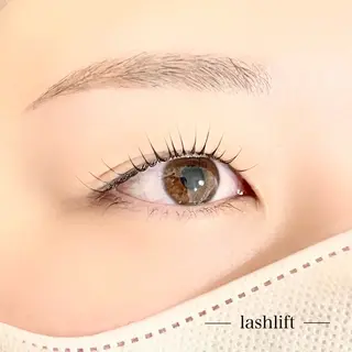 マツエク・マツパ Paulele. 副店長Mizukiのマツエク・マツパデザイン