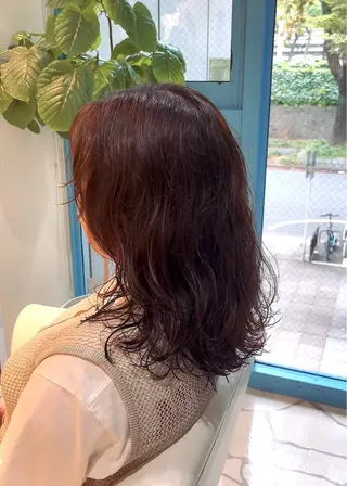 セミロング パーマ 山口 陸のヘアスタイル
