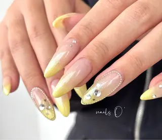 ネイル 大人可愛いネイル🎗 Hinaのネイルデザイン
