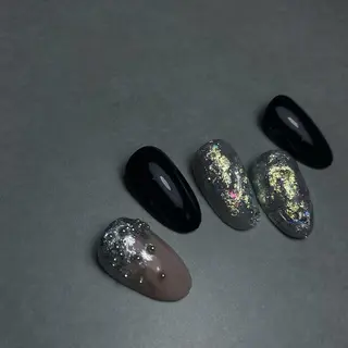 ネイル PEACE minariのネイルデザイン