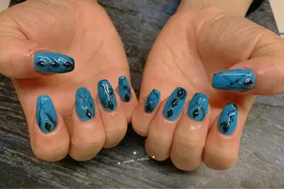ネイル MoaNail🫶 Yoshiのネイルデザイン