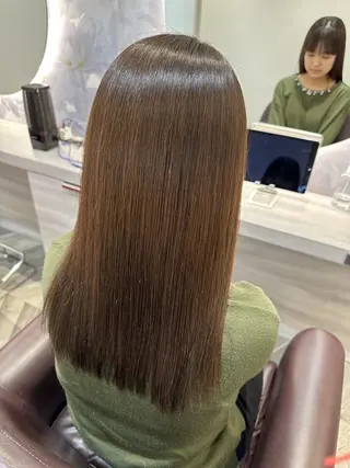 セミロング EARTH 越谷店のヘアスタイル