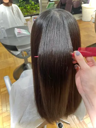 セミロング カラー 渋谷 とまとのヘアスタイル