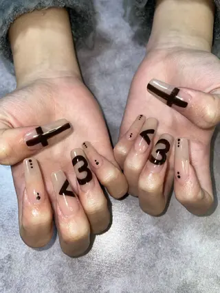 ネイル 坂 しおのネイルデザイン