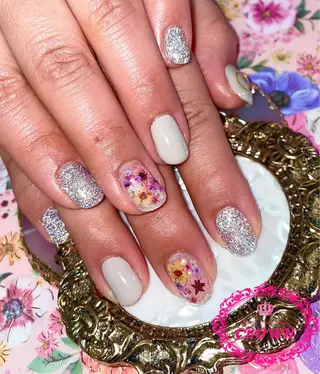 ネイル CROWN プライベートサロンのネイルデザイン