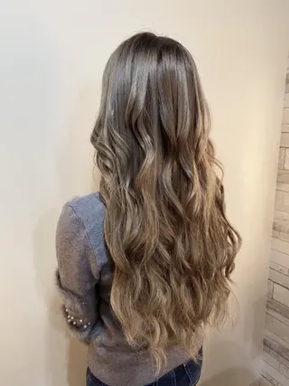 ロング カラー ヘアアレンジ Hair Make Salon ZEROのヘアスタイル