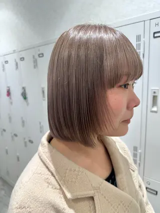 ショート カラー シールエクステ/ ブリーチカラーのヘアスタイル