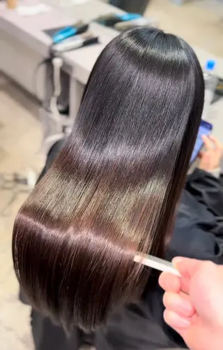 ロング 40代以降の 縮毛矯正専門家のヘアスタイル