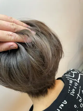 ショート カラー メンズ レイヤーカット 特化型シオンのヘアスタイル