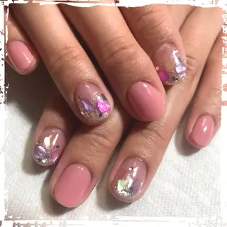 ネイル ECLAT エクラ所属・寺山 千鶴のネイルデザイン