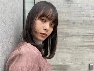 ミディアム パーマ ブリーチなし✨艶髪 カラー𓃲YAGIのヘアスタイル