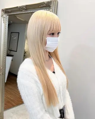 ロング カラー ANKH CROSS 🦋mako🦋のヘアスタイル
