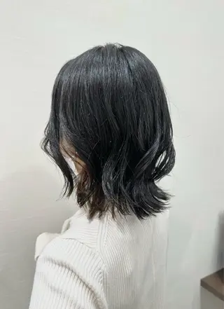 ミディアム 伊原 瑛里のヘアスタイル