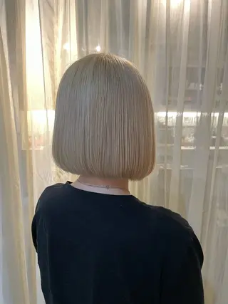 ミディアム 藤原 百花のヘアスタイル