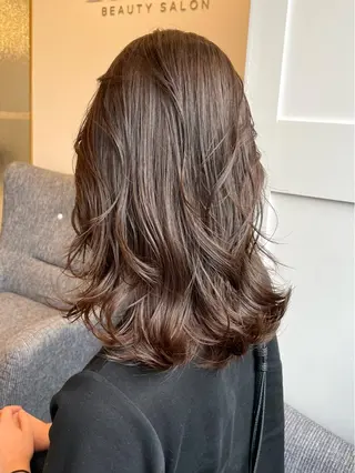 ミディアム カラー モデルさん募集中IT byALBUM八王子のヘアスタイル