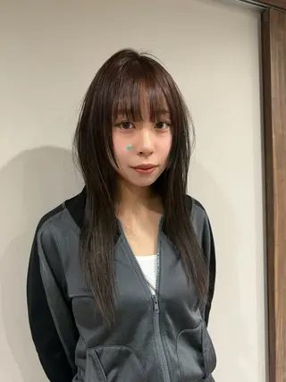 カラー カレン mimiiyのヘアスタイル