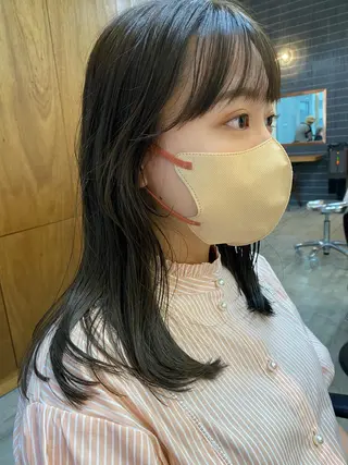 ミディアム カラー 砂原 ひよりのヘアスタイル