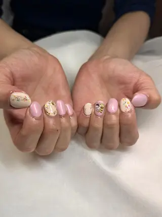 ネイル うにゃねいる🌷 Mayaのネイルデザイン