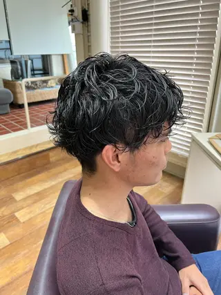 パーマ メンズ 嘉手納美容室 ルアナエヴァのヘアスタイル