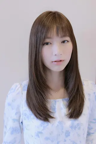 ロング 伊藤 功士のヘアスタイル