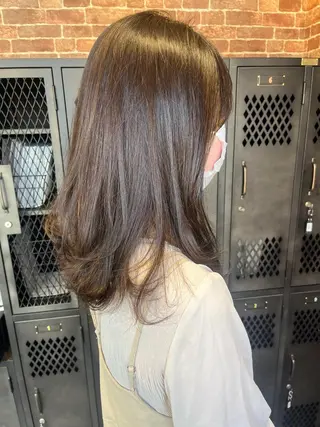 ロング カラー パーマ ヘアアレンジ メンズ キッズ ネイル マツエク・マツパ アイブロウ 久木原 ゆりのヘアスタイル