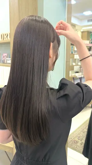 カラー 渡邊 琉衣のヘアスタイル