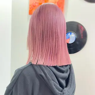 ミディアム カラー ヘアアレンジ 🧨ブリーチー×ボブ レイヤー💎じゅえるのヘアスタイル