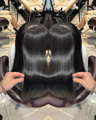 ロング 🩵レイヤー✖︎ 髪質改善🩵リョウヤのヘアスタイル