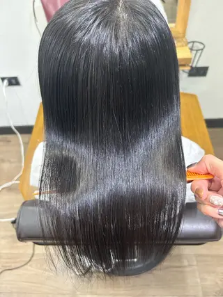 セミロング カラー パーマ AnFye forprcoのヘアスタイル