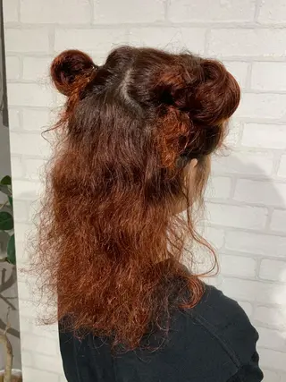 ミディアム イリオモテ レナのヘアスタイル
