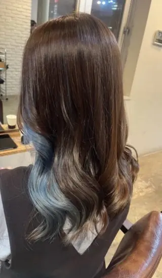 ロング 🦋newi hau'oli カナのヘアスタイル