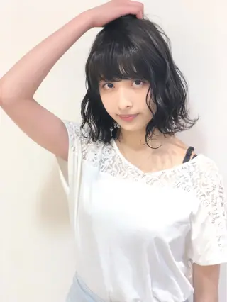 ショート カラー ディレクター ノナカのヘアスタイル