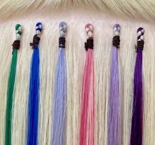 ロング シール＋ちび編み込み エクステ梅田🐨のヘアスタイル