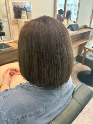 ショート 安谷屋 こはるのヘアスタイル