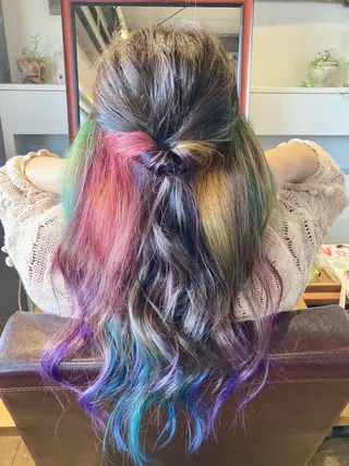 ロング タカツド ユウキのヘアスタイル