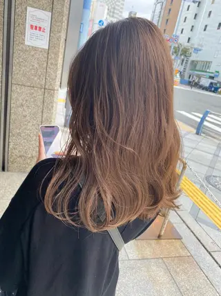 セミロング カラー 菅村 勇亮のヘアスタイル